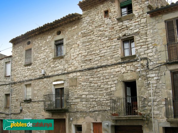 Sant Martí Sesgueioles - Cases antigues (Foto: Albert Esteves, 2009) Sant Martí Sesgueioles - Cases antigues