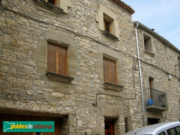 Sant Martí Sesgueioles - Cases antigues (Foto: Albert Esteves, 2009) Sant Martí Sesgueioles - Cases antigues