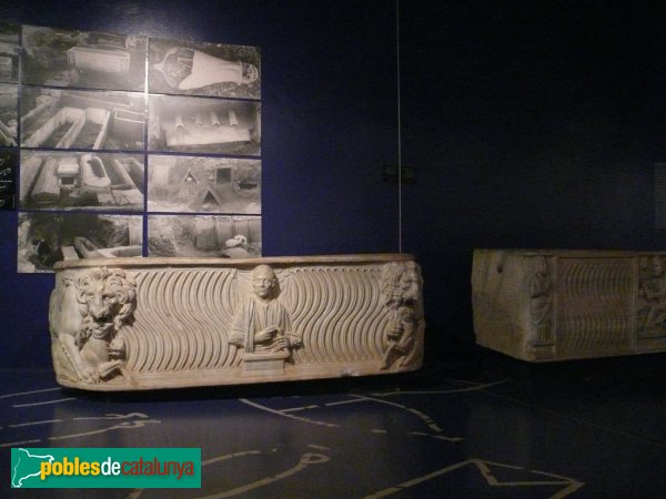 Museu de la Necròpolis (Foto: <i>Joan Grífols</i>, 2007) Museu de la Necròpolis