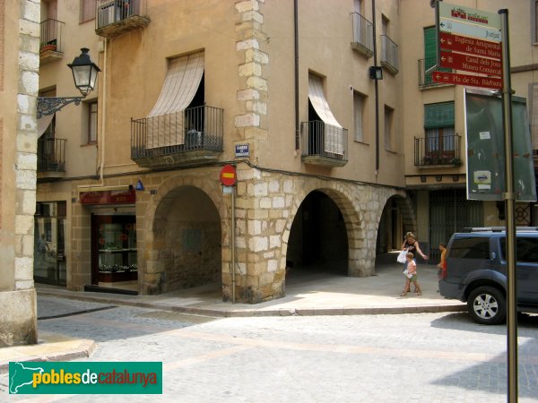 Montblanc - Plaça Major (Foto: Albert Esteves, 2009) Montblanc - Plaça Major