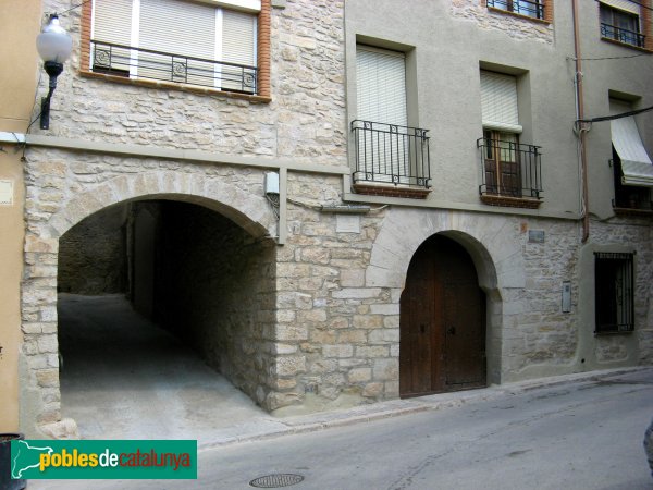 Blancafort - Plaça Vella (Foto: Albert Esteves, 2009) Blancafort - Plaça Vella