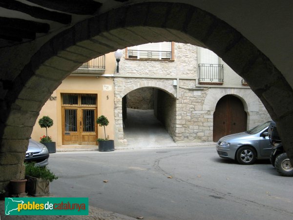 Blancafort - Plaça Vella (Foto: Albert Esteves, 2009) Blancafort - Plaça Vella