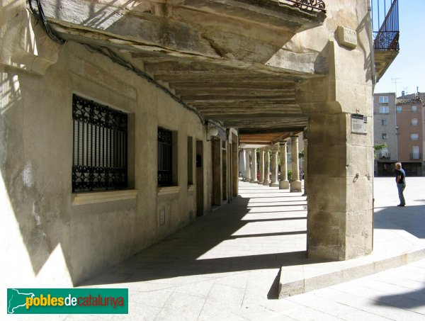 Santa Coloma de Queralt - Plaça Major (Foto: Albert Esteves, 2009) Santa Coloma de Queralt - Plaça Major