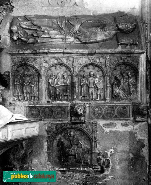 Santa Coloma de Queralt - Sepulcre de Pere V de Queralt i Alamanda de Rocabertí (Foto: Josep Salvany - Fons Salvany, Biblioteca de Catalunya, 1912) Santa Coloma de Queralt - Sepulcre de Pere V de Queralt i Alamanda de Rocabertí