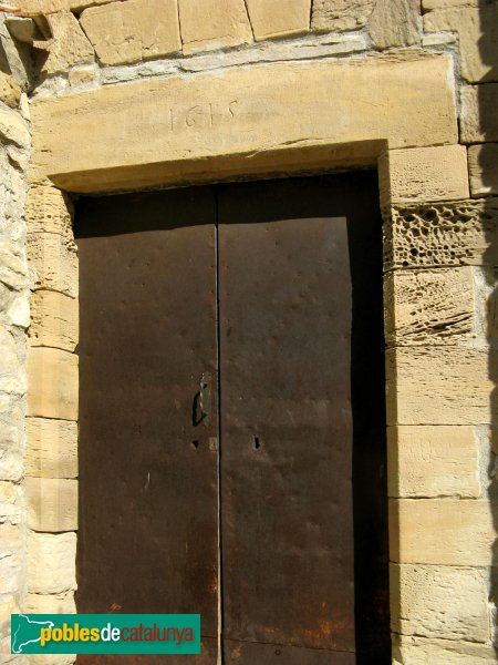 Les Piles - Santa Maria de Guialmons, porta de 1615 (Foto: Albert Esteves, 2009) Les Piles - Santa Maria de Guialmons, porta de 1615