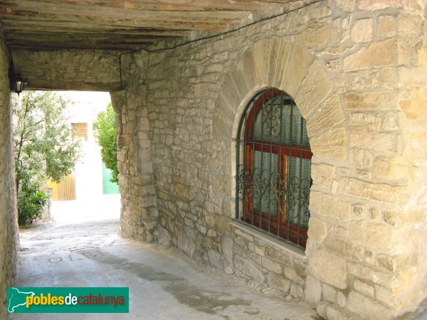 Les Piles - Nucli antic, detall (Foto: Albert Esteves, 2009) Les Piles - Nucli antic, detall