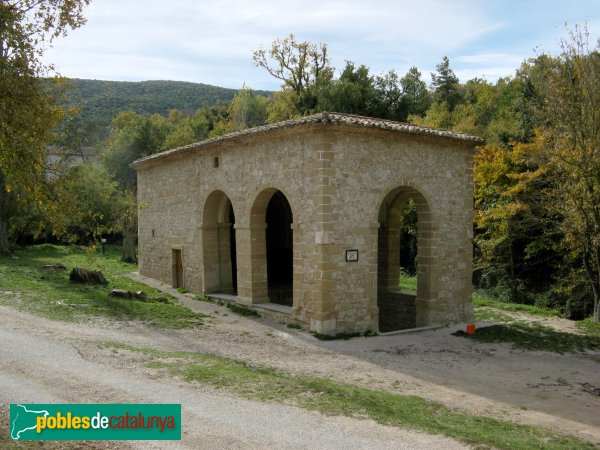 Pontils - Capella de les Fonts de la Brufaganya (Foto: Albert Esteves, 2009) Pontils - Capella de les Fonts de la Brufaganya
