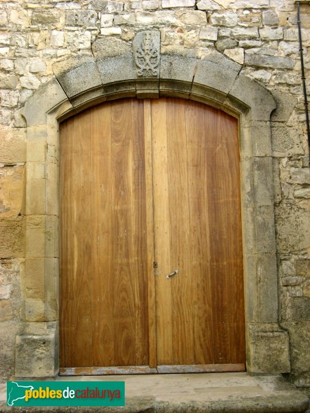 Savallà del Comtat - Església de Sant Pere (Foto: Albert Esteves, 2009) Savallà del Comtat - Església de Sant Pere