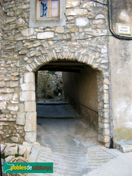 Sarral - Montbrió de la Marca (Foto: Albert Esteves, 2010) Sarral - Montbrió de la Marca