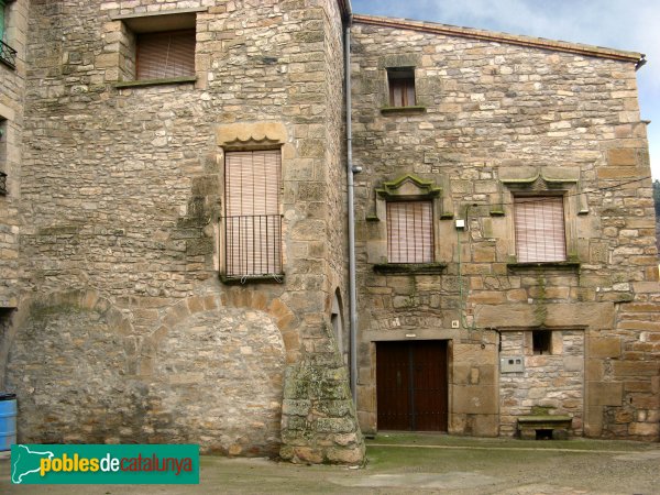 Vallfogona de Riucorb - Cal Tiana (Foto: Albert Esteves, 2010) Vallfogona de Riucorb - Cal Tiana