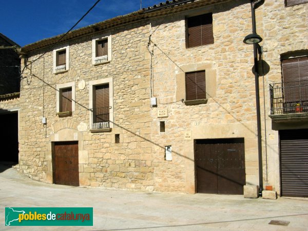 Senan - Plaça Major (Foto: Albert Esteves, 2010) Senan - Plaça Major