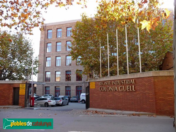 Colònia Güell - Recinte industrial (Foto: José Antonio, 2010) Colònia Güell - Recinte industrial