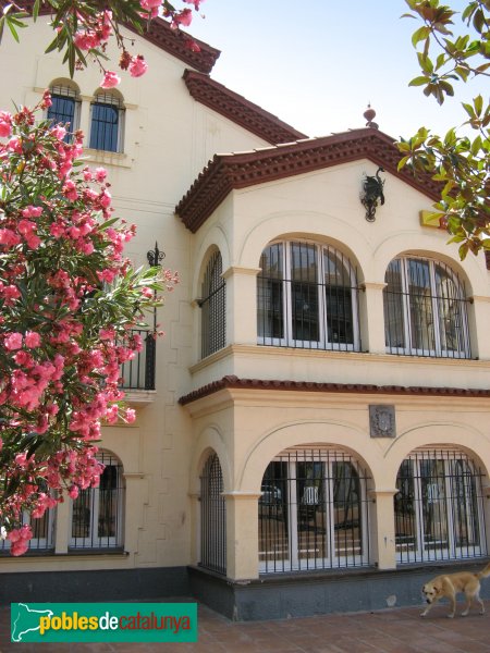 Ripollet - Torre de l'Argentera (Foto: Albert Esteves, 2010) Ripollet - Torre de l'Argentera