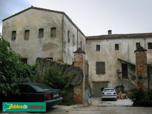 Barberà del Vallès - Molí d'en Santo, abans de la restauració (Foto: Albert Esteves, 2010) Barberà del Vallès - Molí d'en Santo, abans de la restauració