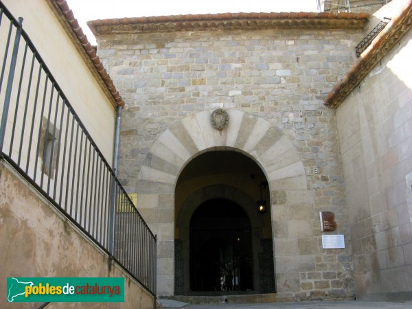 Barcelona - Monestir de Pedralbes, porta del claustre (Foto: Albert Esteves, 2010) Barcelona - Monestir de Pedralbes, porta del claustre