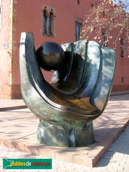 Viladecans - El Guant de Beisbol (Foto: Albert Esteves, 2011) Viladecans - El Guant de Beisbol