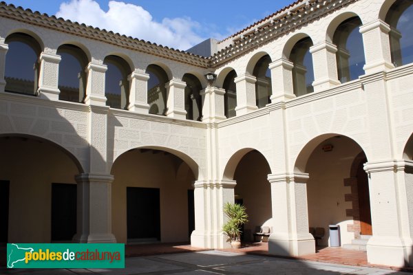 Hostalric - Casa de la Vila (Foto: Albert Esteves, 2011) Hostalric - Casa de la Vila