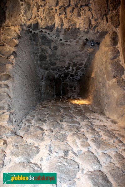 Hostalric - Casa de la Vila, torre del Convent (Foto: Albert Esteves, 2011) Hostalric - Casa de la Vila, torre del Convent