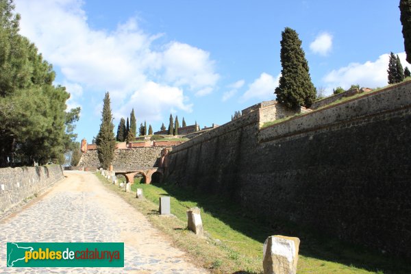 Hostalric - Castell (Foto: Albert Esteves, 2011) Hostalric - Castell