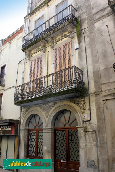 Hostalric - Rectoria (Foto: Albert Esteves, 2011) Hostalric - Rectoria