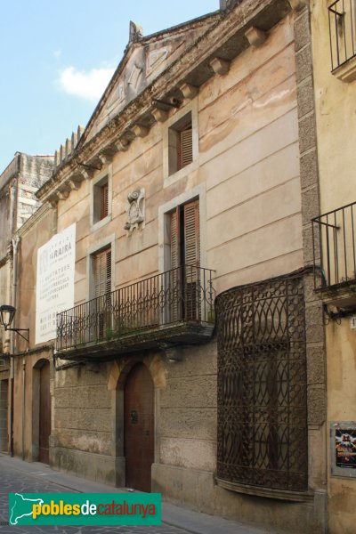 Hostalric - Cal Paraire (Foto: Albert Esteves, 2011) Hostalric - Cal Paraire