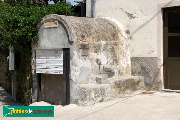 Arbúcies - Joanet, Font Pica (Foto: Albert Esteves, 2011) Arbúcies - Joanet, Font Pica