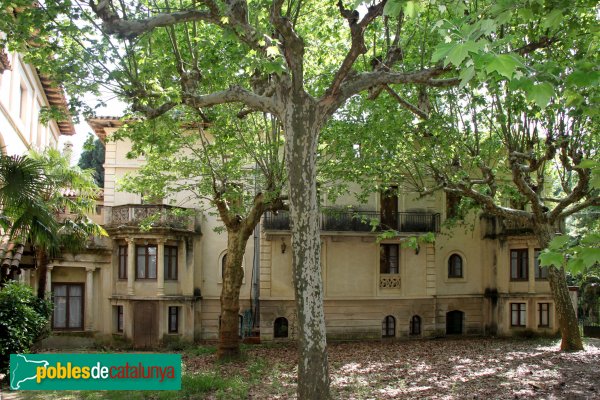 Arbúcies - Can Badés (Foto: Albert Esteves, 2011) Arbúcies - Can Badés