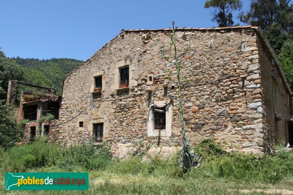 Osor - Can Plana, façana lateral