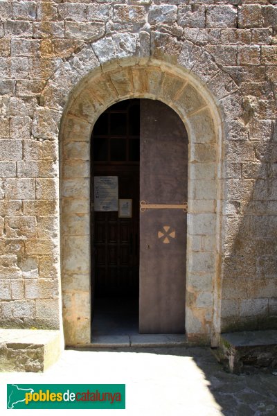 Osor - Santuari de la Mare de Déu del Coll (Foto: Albert Esteves, 2011) Osor - Santuari de la Mare de Déu del Coll