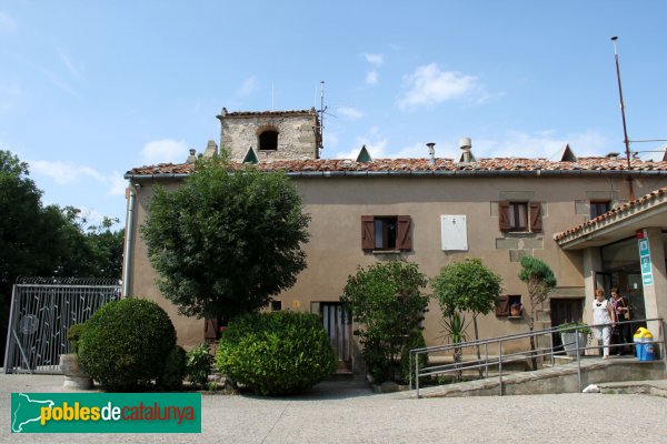 Susqueda - Santuari de la Mare de Déu del Far, hostatgeria (Foto: Albert Esteves, 2011) Susqueda - Santuari de la Mare de Déu del Far, hostatgeria