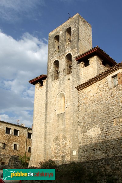 Avinyonet de Puigventós - Església de Sant Esteve (Foto: Albert Esteves, 2011) Avinyonet de Puigventós - Església de Sant Esteve