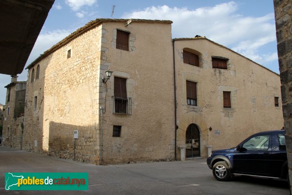 Avinyonet de Puigventós - Nucli antic (Foto: Albert Esteves, 2011) Avinyonet de Puigventós - Nucli antic