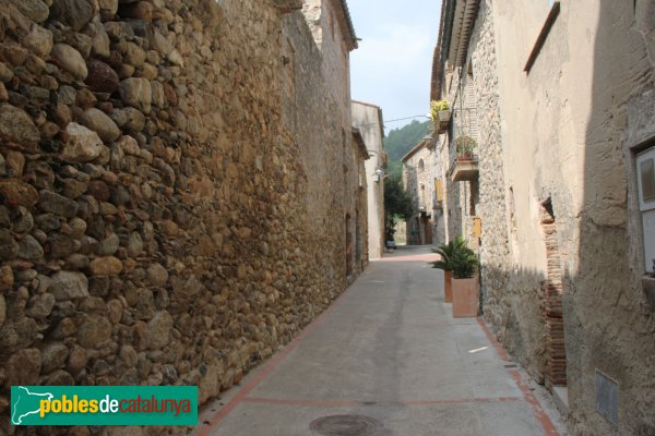 Boadella - Nucli antic (Foto: Albert Esteves, 2011) Boadella - Nucli antic