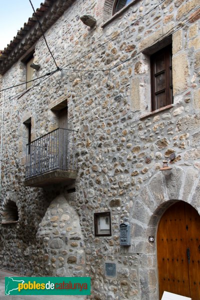 Boadella - Nucli antic (Foto: Albert Esteves, 2011) Boadella - Nucli antic