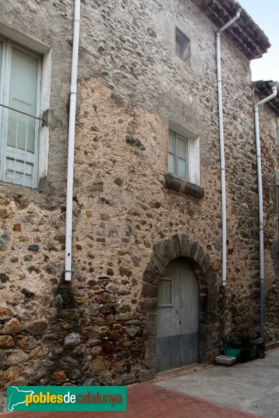 Boadella - Nucli antic (Foto: Albert Esteves, 2011) Boadella - Nucli antic