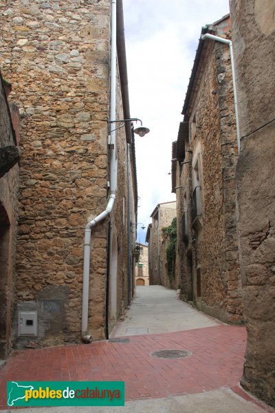 Les Escaules - Nucli antic (Foto: Albert Esteves, 2011) Les Escaules - Nucli antic