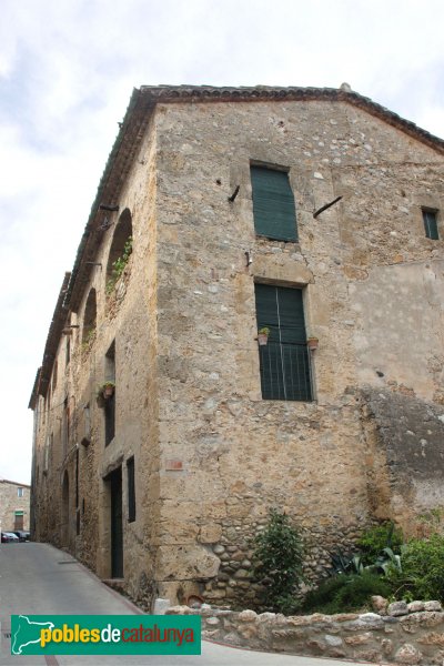 Les Escaules - Nucli antic (Foto: Albert Esteves, 2011) Les Escaules - Nucli antic