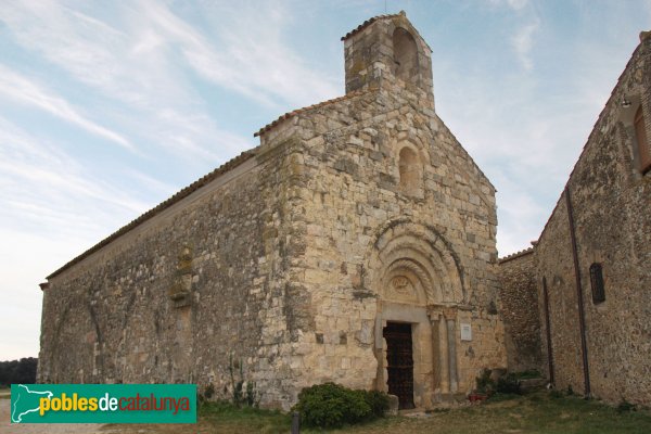 Navata - Església de Sant Pere (Foto: Albert Esteves, 2011) Navata - Església de Sant Pere