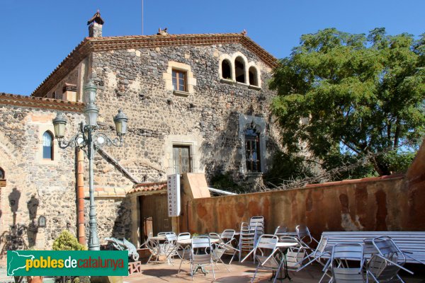 Maçanet de la Selva - Palau de Foixà (Foto: Albert Esteves, 2011) Maçanet de la Selva - Palau de Foixà