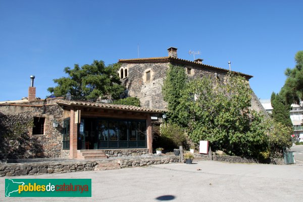 Maçanet de la Selva - Palau de Foixà (Foto: Albert Esteves) Maçanet de la Selva - Palau de Foixà