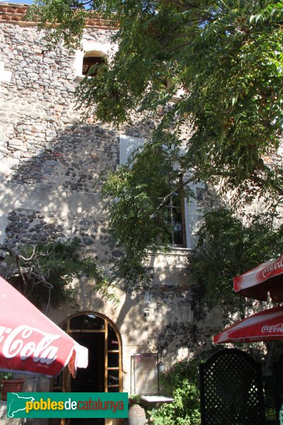 Maçanet de la Selva - Palau de Foixà (Foto: Albert Esteves, 2011) Maçanet de la Selva - Palau de Foixà