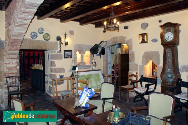 Maçanet de la Selva - Torre Foixà (Foto: Albert Esteves, 2011) Maçanet de la Selva - Torre Foixà