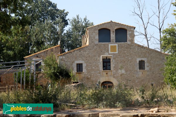 Vilafant - Mas Requesens (Foto: Albert Esteves, 2011) Vilafant - Mas Requesens