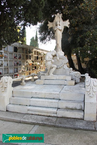 Figueres - Cementiri (Foto: Albert Esteves, 2011) Figueres - Cementiri