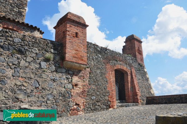 Hostalric - Castell (Foto: Alberto González Rovira, 2012) Hostalric - Castell