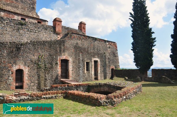 Hostalric - Castell (Foto: Alberto González Rovira, 2012) Hostalric - Castell