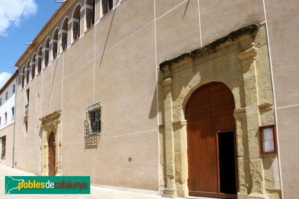 Amer - Monestir de Santa Maria, façana principal (Foto: Albert Esteves, 2012) Amer - Monestir de Santa Maria, façana principal