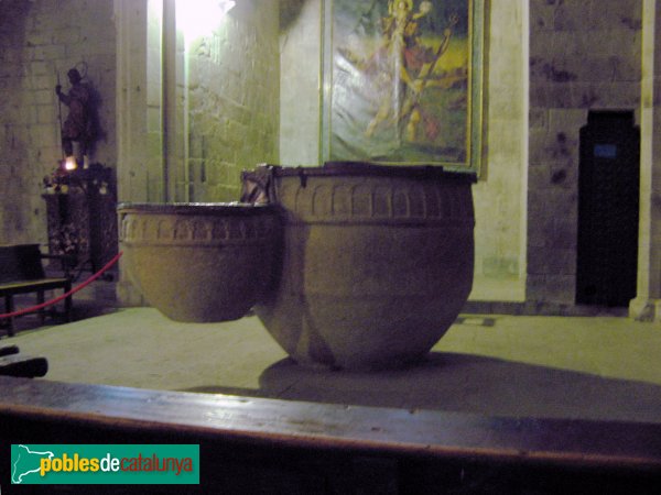 astelló d´Empúries - Pica baptismal