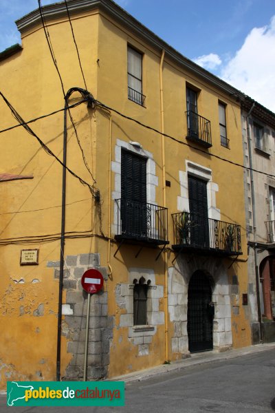 Castelló d´Empúries - Casa Bassas (Foto: Albert Esteves, 2012) Castelló d´Empúries - Casa Bassas