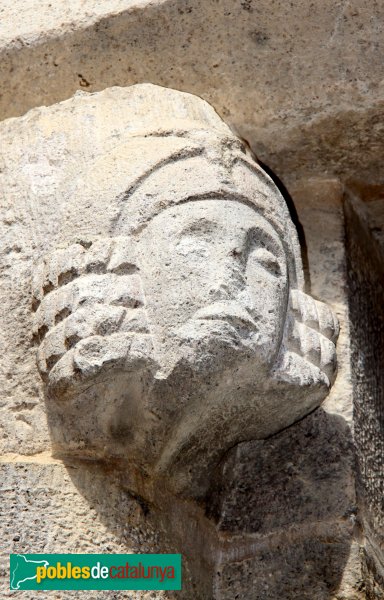 Castelló d´Empúries - Casa Bassas (Foto: Albert Esteves, 2012) Castelló d´Empúries - Casa Bassas